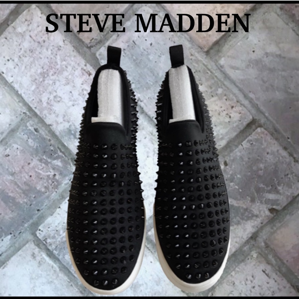BACK IN STOCK* STEVE MADDEN BAXON STUDDED SNEAKERS - Picture 3 of 7